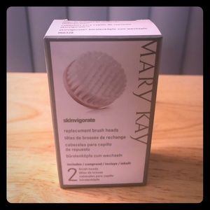 Mary Kay Skinvigorate facial cleansing brushes